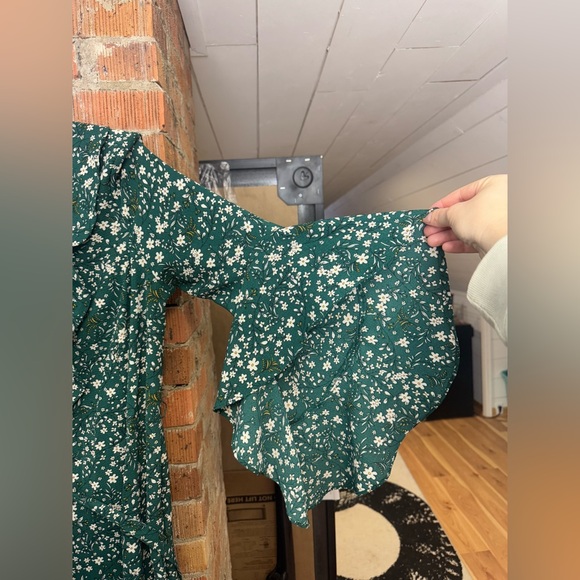 Max Studio Ruffle Wrap Dress - Picture 4 of 5